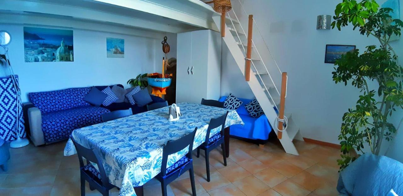 דירות פרוסידה La Casa Azzurra מראה חיצוני תמונה